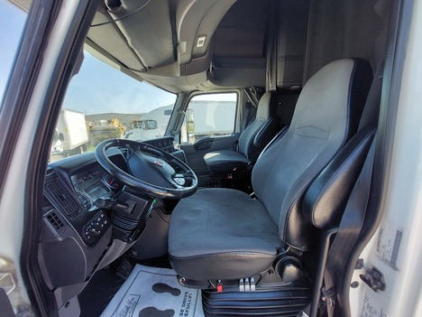 USED 2019 INTERNATIONAL LT625 SLEEPER TRUCK #3629-10