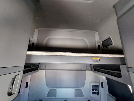 USED 2019 INTERNATIONAL LT625 SLEEPER TRUCK #3629-19