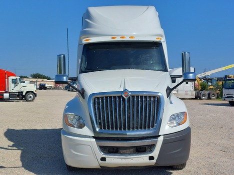 USED 2019 INTERNATIONAL LT625 SLEEPER TRUCK #3629-2