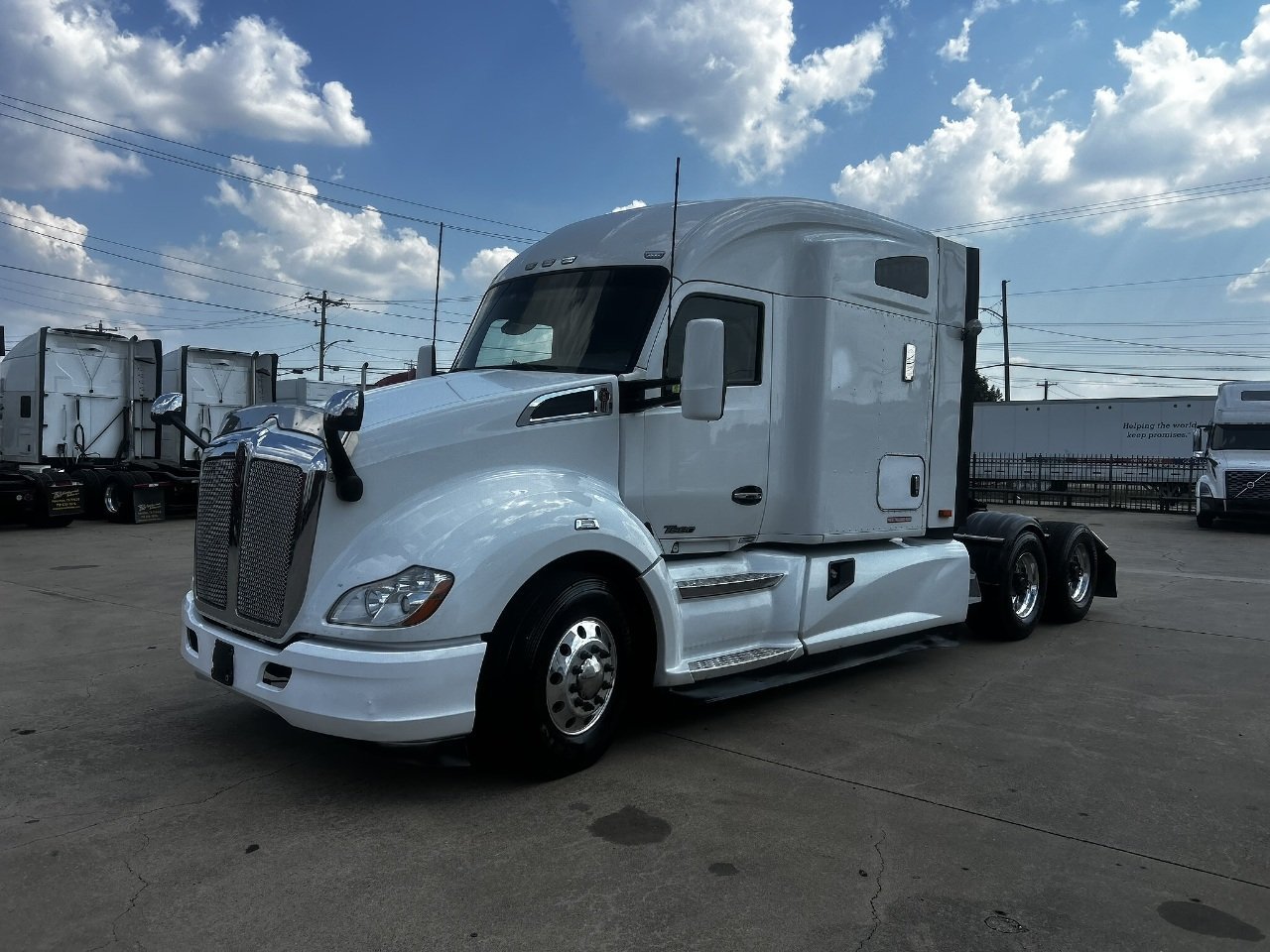 2020 KENWORTH T680 Sleeper #1 2020 KENWORTH T680 Sleeper #1