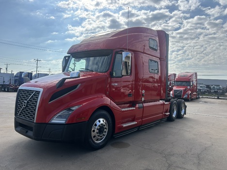 2022-volvo-860-sleeper #3830