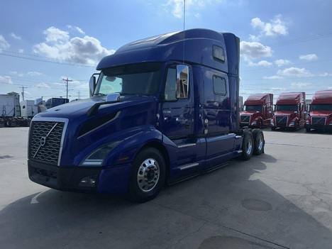 2022-volvo-860-sleeper #3832