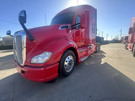 2022-kenworth-t-680-sleeper #3844