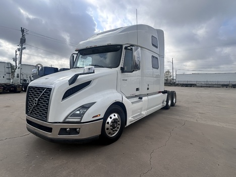 2020 VOLVO 860 Sleeper #3854