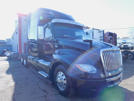 2018 INTERNATIONAL LT Tandem Axle Sleeper #2092