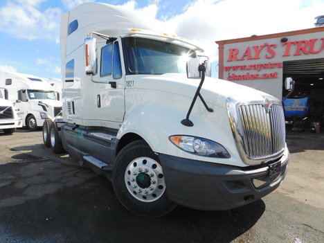 USED 2016 INTERNATIONAL PROSTAR TANDEM AXLE SLEEPER TRUCK #2421