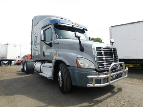 2015 FREIGHTLINER cascadia Tandem Axle Sleeper #2497