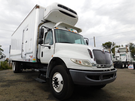 USED 2015 INTERNATIONAL 4300 BOX VAN TRUCK #2569