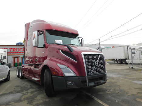 2020 VOLVO VNL-760 Tandem Axle Sleeper #3070