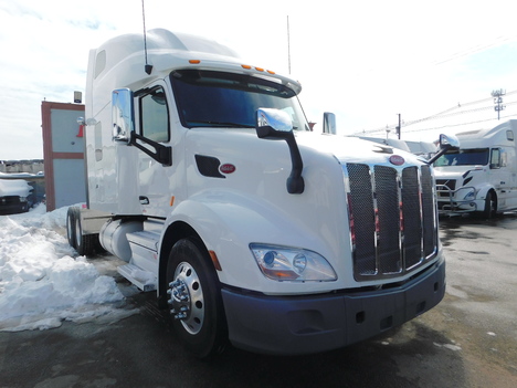 2021 PETERBILT 579 Tandem Axle Sleeper #3080