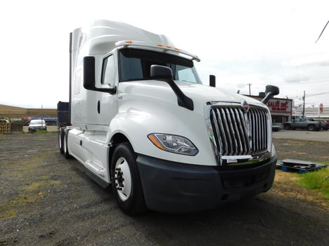 2019 INTERNATIONAL LT Tandem Axle Sleeper #3101