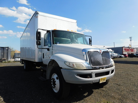 2017 INTERNATIONAL 4300 Box Van Truck #3105