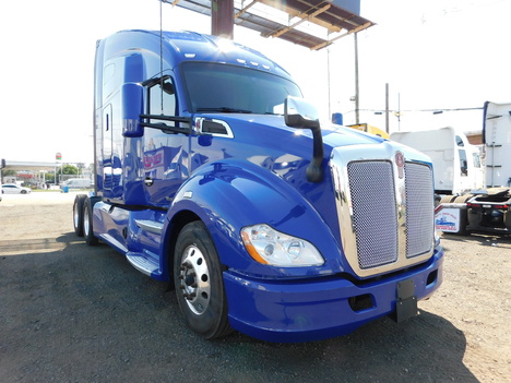 2022 KENWORTH t-680 Tandem Axle Sleeper #3141