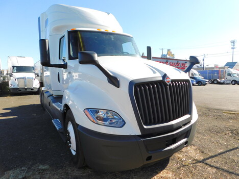 2023-international-lt-tandem-axle-sleeper #3171