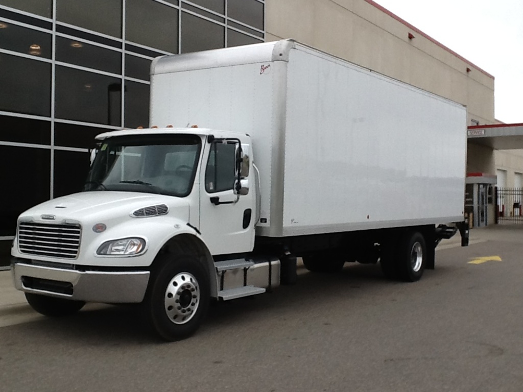 STRAIGHT  BOX TRUCKS FOR SALE IN MN