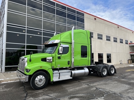 2024 WESTERN STAR 49X Tandem Axle Sleeper #1795