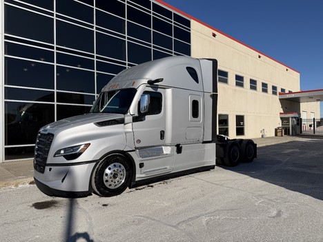 2026-freightliner-cascadia-126-tandem-axle-sleeper #1797