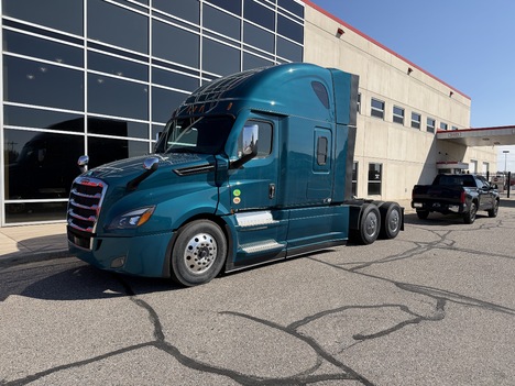 2026 FREIGHTLINER CASCADIA 126 Tandem Axle Sleeper #1824