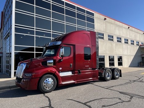 2023 WESTERN STAR 57X Tandem Axle Sleeper #1841