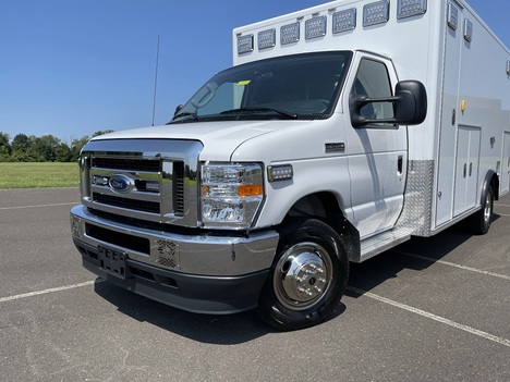 REMOUNTED 2023 FORD E450 TYPE III AMBULANCE TRUCK #$vid