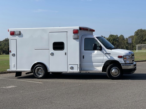 REMOUNTED 2023 FORD E350 TYPE III AMBULANCE TRUCK #$vid