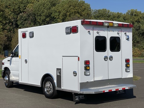 REMOUNTED 2023 FORD E350 TYPE III AMBULANCE TRUCK #$vid