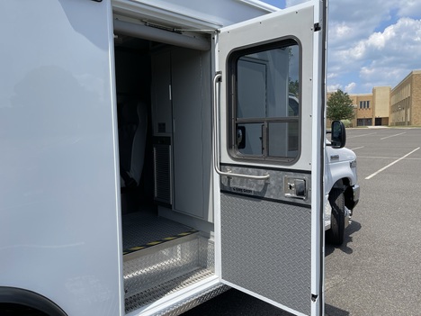 REMOUNTED 2023 FORD E450 TYPE III AMBULANCE TRUCK #$vid