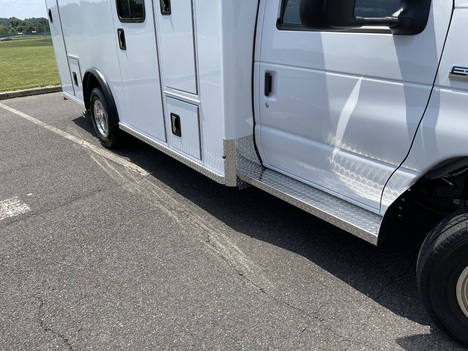 REMOUNTED 2023 FORD E450 TYPE III AMBULANCE TRUCK #$vid