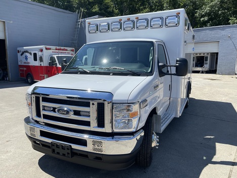 REMOUNTED 2023 FORD E450 TYPE III AMBULANCE TRUCK #$vid