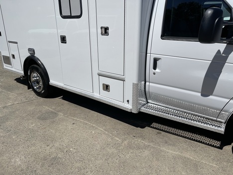 REMOUNTED 2023 FORD E450 TYPE III AMBULANCE TRUCK #$vid