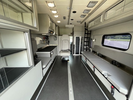 REMOUNTED 2023 FORD E450 TYPE III AMBULANCE TRUCK #$vid