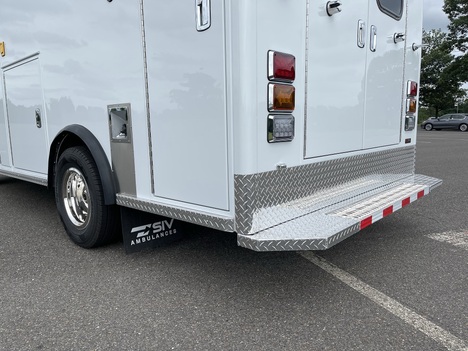 REMOUNTED 2023 FORD E350 TYPE III AMBULANCE TRUCK #$vid