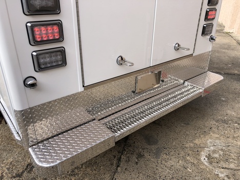 REMOUNTED 2023 FORD F350 TYPE I AMBULANCE TRUCK #$vid