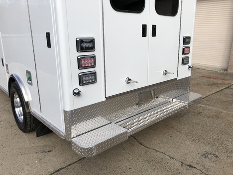REMOUNTED 2023 FORD F350 TYPE I AMBULANCE TRUCK #$vid
