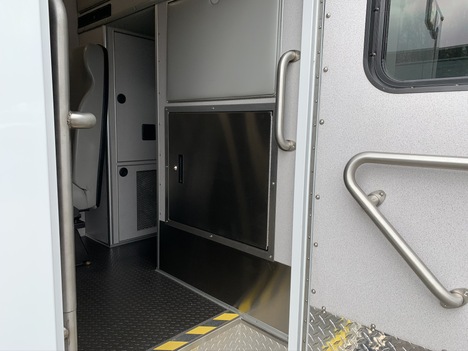 REMOUNTED 2023 FORD F350 TYPE I AMBULANCE TRUCK #$vid