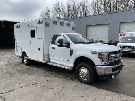 REMOUNTED 2023 FORD F350 TYPE I AMBULANCE TRUCK #$vid