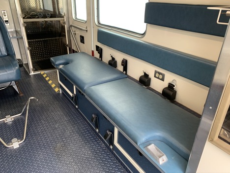 REMOUNTED 2023 FORD F350 TYPE I AMBULANCE TRUCK #$vid