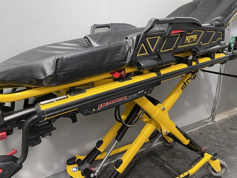 USED STRYKER 6506 STRETCHER TRUCK #$vid
