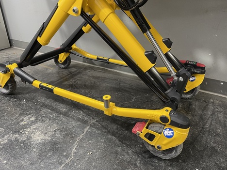 USED STRYKER 6506 STRETCHER TRUCK #$vid