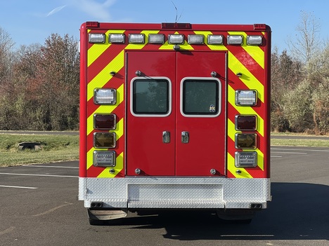 USED 2015 FORD F450 4X4 TYPE I AMBULANCE TRUCK #$vid