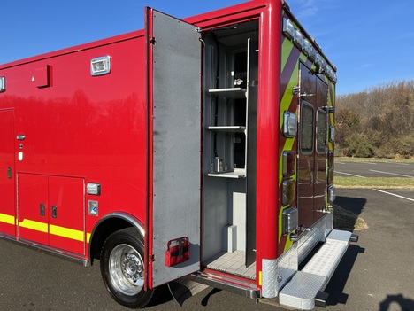 USED 2015 FORD F450 4X4 TYPE I AMBULANCE TRUCK #$vid