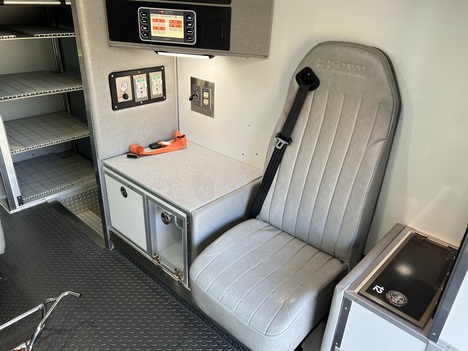 USED 2015 FORD F450 4X4 TYPE I AMBULANCE TRUCK #$vid