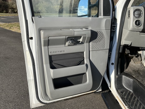USED 2009 FORD E350 TYPE II AMBULANCE TRUCK #$vid