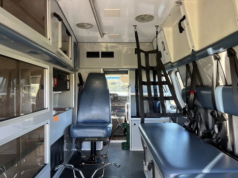USED 2009 FORD E350 TYPE II AMBULANCE TRUCK #$vid