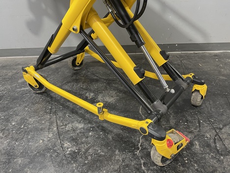 USED STRYKER 6500 STRETCHER TRUCK #$vid