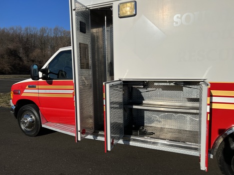 USED 2006 FORD E450 TYPE III AMBULANCE TRUCK #$vid