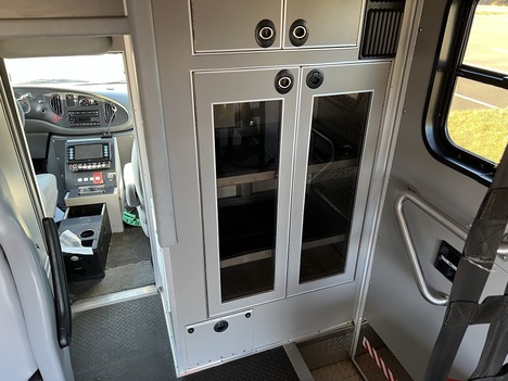 USED 2006 FORD E450 TYPE III AMBULANCE TRUCK #$vid