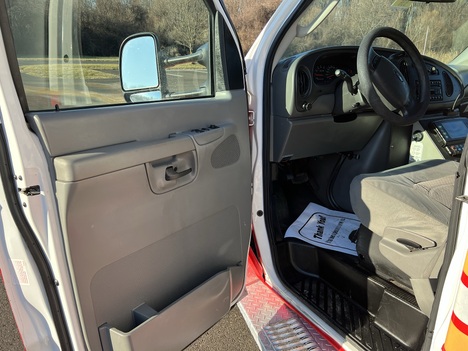 USED 2006 FORD E450 TYPE III AMBULANCE TRUCK #$vid