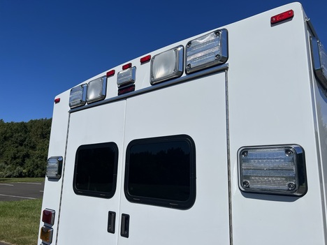 USED 2012 FORD E450 TYPE III AMBULANCE TRUCK #$vid