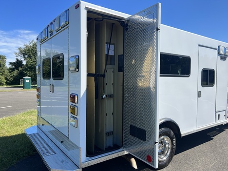 USED 2012 FORD E450 TYPE III AMBULANCE TRUCK #$vid